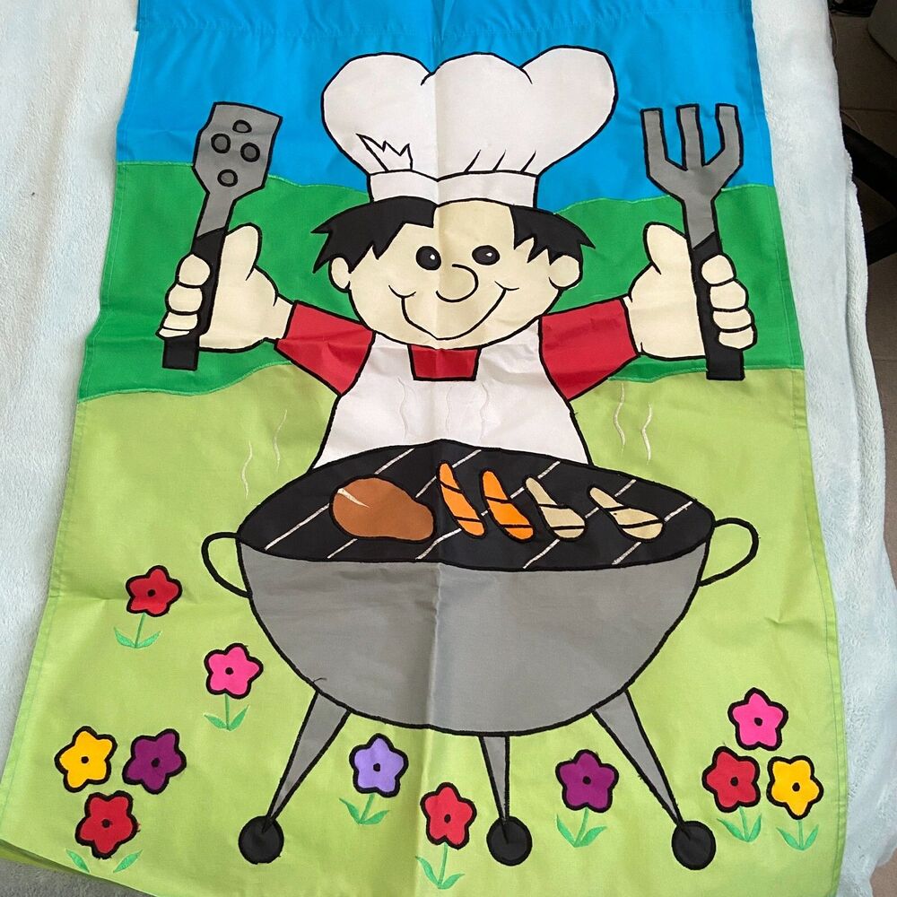 #8580 SUMMER GARDEN YARD FLAG GUY GRILL HOT DOGS 28 in X 40 in